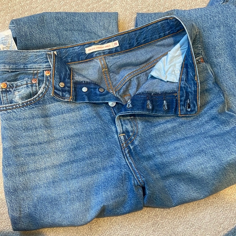 Levi’s ribcage straight ankle jeans